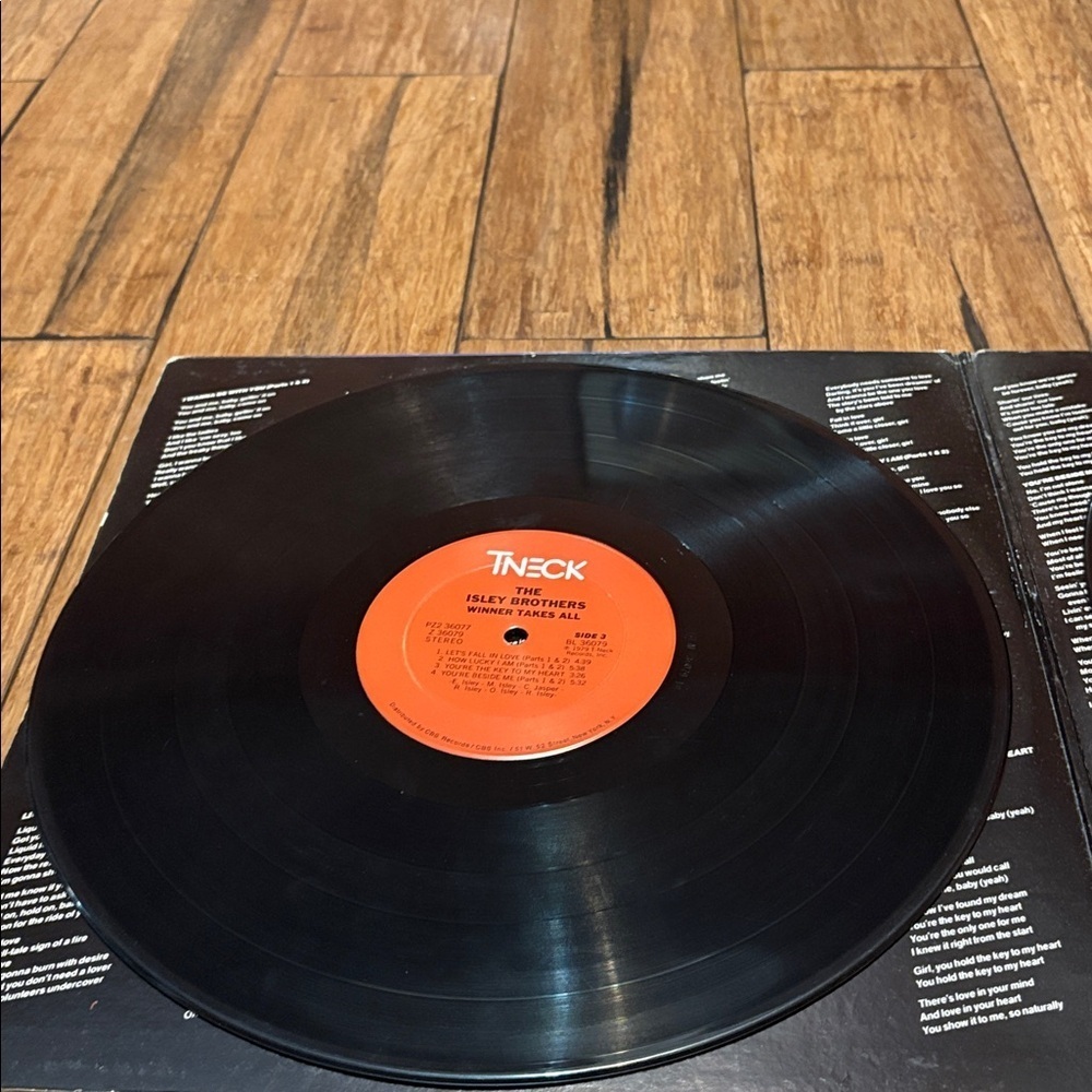 The Isley Brothers - “Winner Takes All”Vinyl 2xLP - Picture 6 of 8